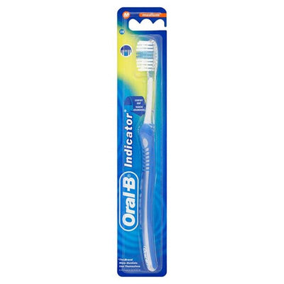 Oral-B Indicator 35 Medium Toothbrush - image